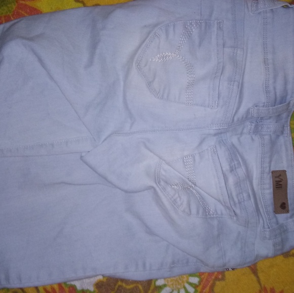 Jean shorts factory distressed - Picture 2 of 3